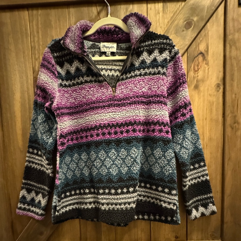 Wrangler fleece pull over